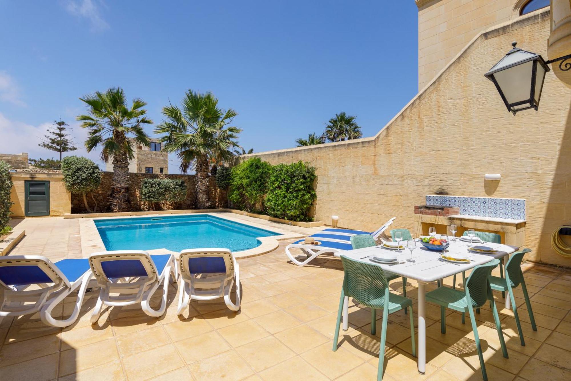 Dar Ta' Censina Villa With Private Pool Ghasri  Ngoại thất bức ảnh