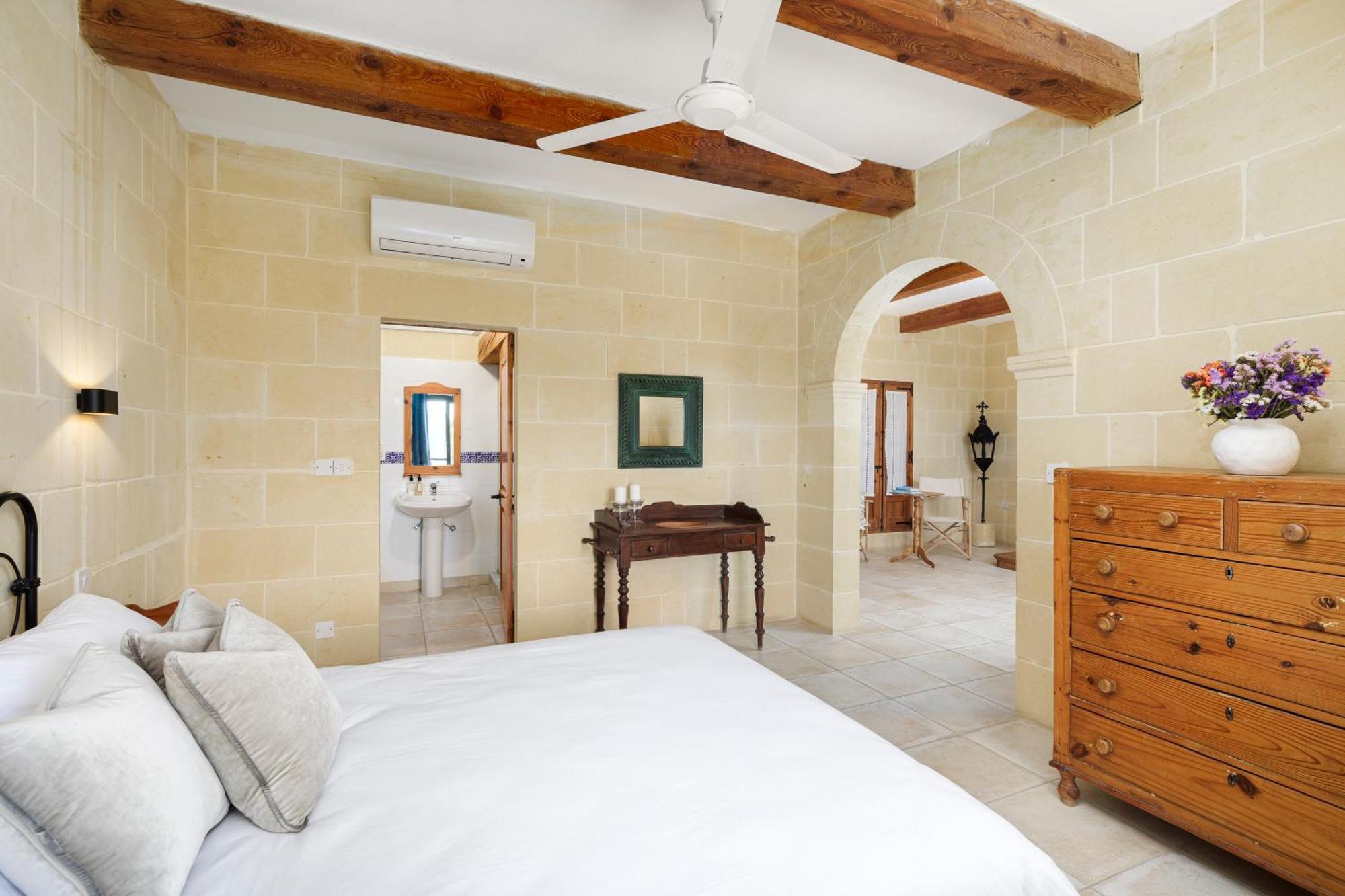 Dar Ta' Censina Villa With Private Pool Ghasri  Ngoại thất bức ảnh